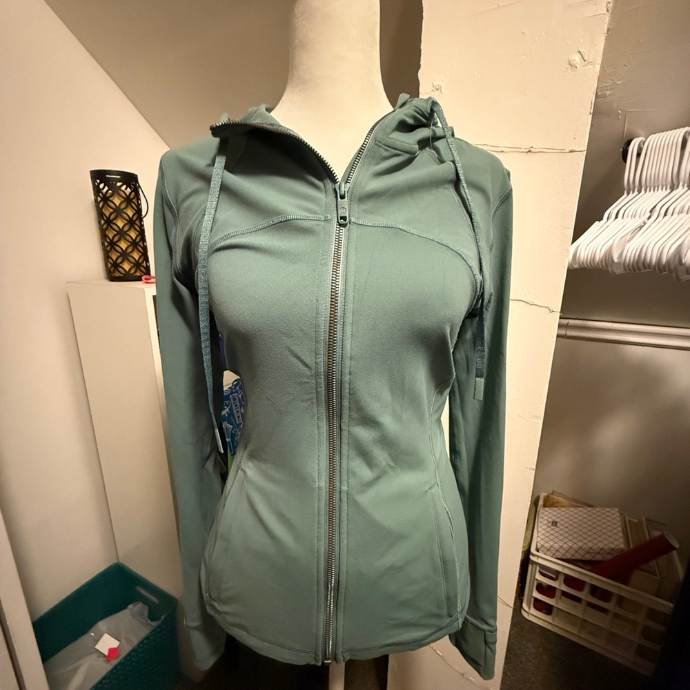 Lululemon workout jacket